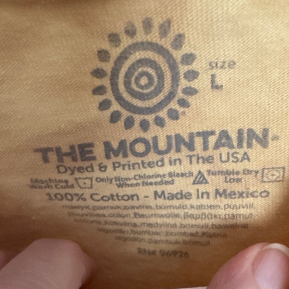 The Mountain Golden Retriever Dog T-Shirt - Picture 4 of 5